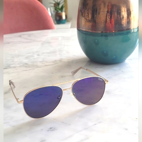 Quay X arod still standing sunglasses - Picture 4 of 6